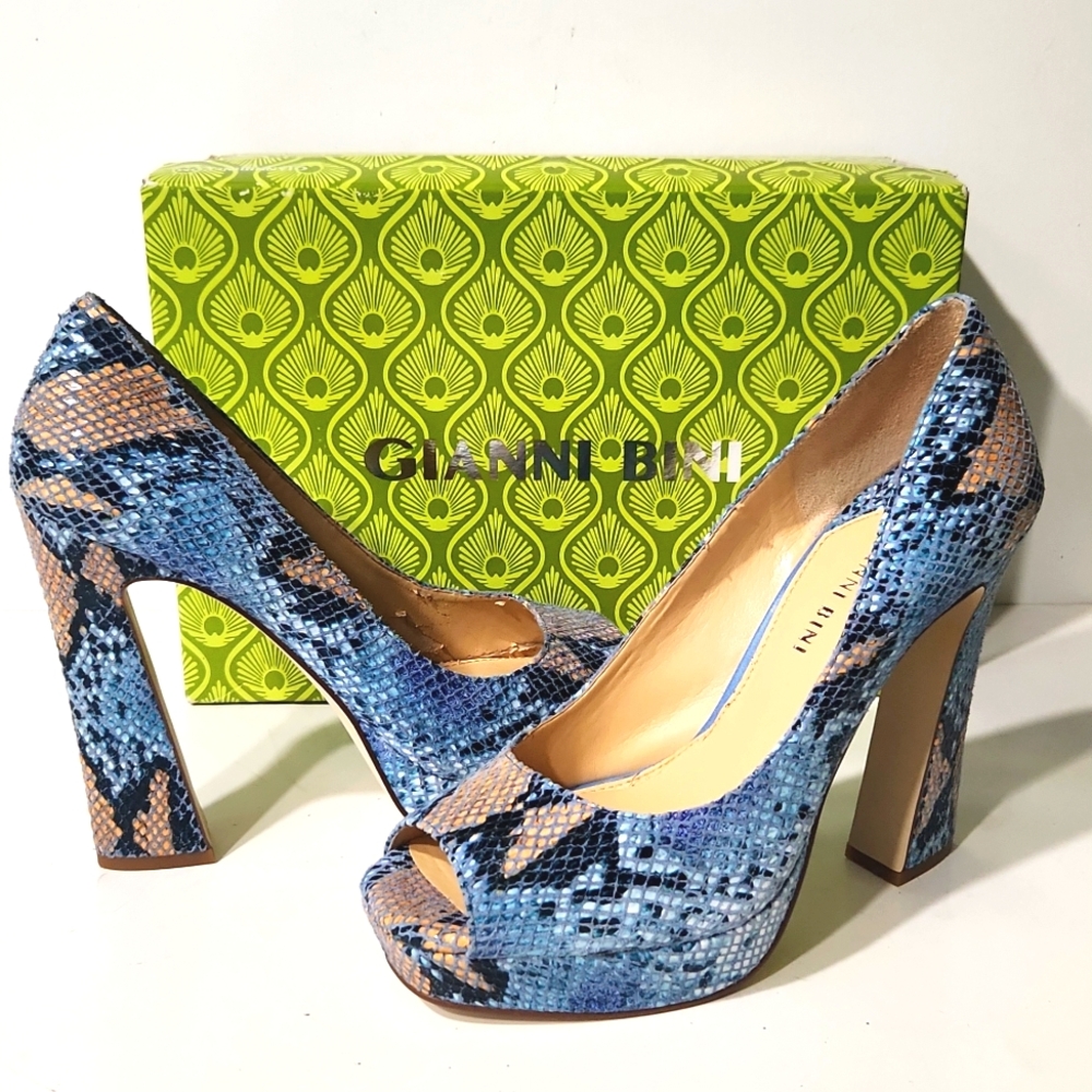 Gianni Bini Daniella Leather Snakeskin Platform Open Toe High Heel Size 8 EUC!!